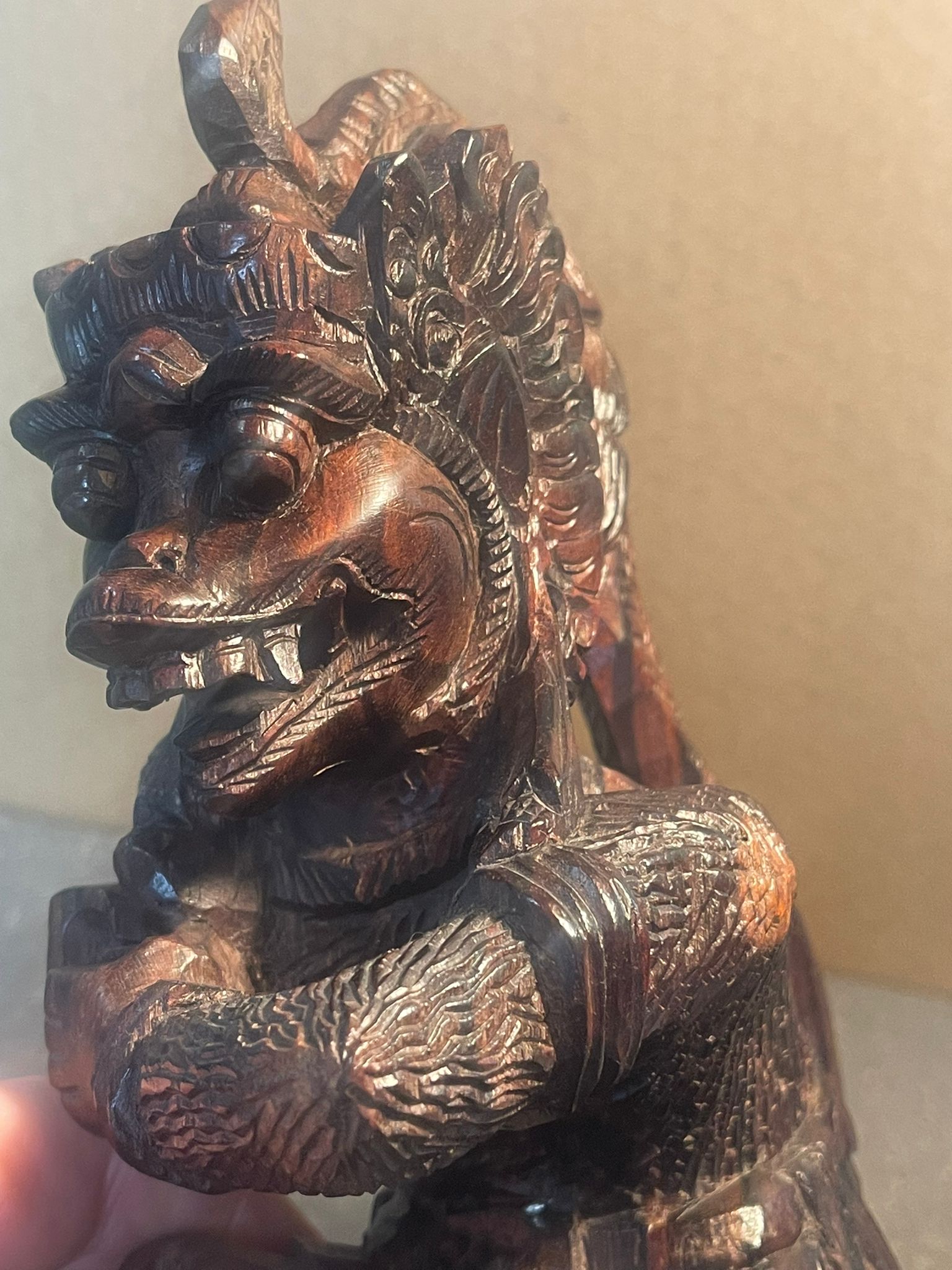 Handgeschnitzte Holzfigur – ca. 20 cm hoch