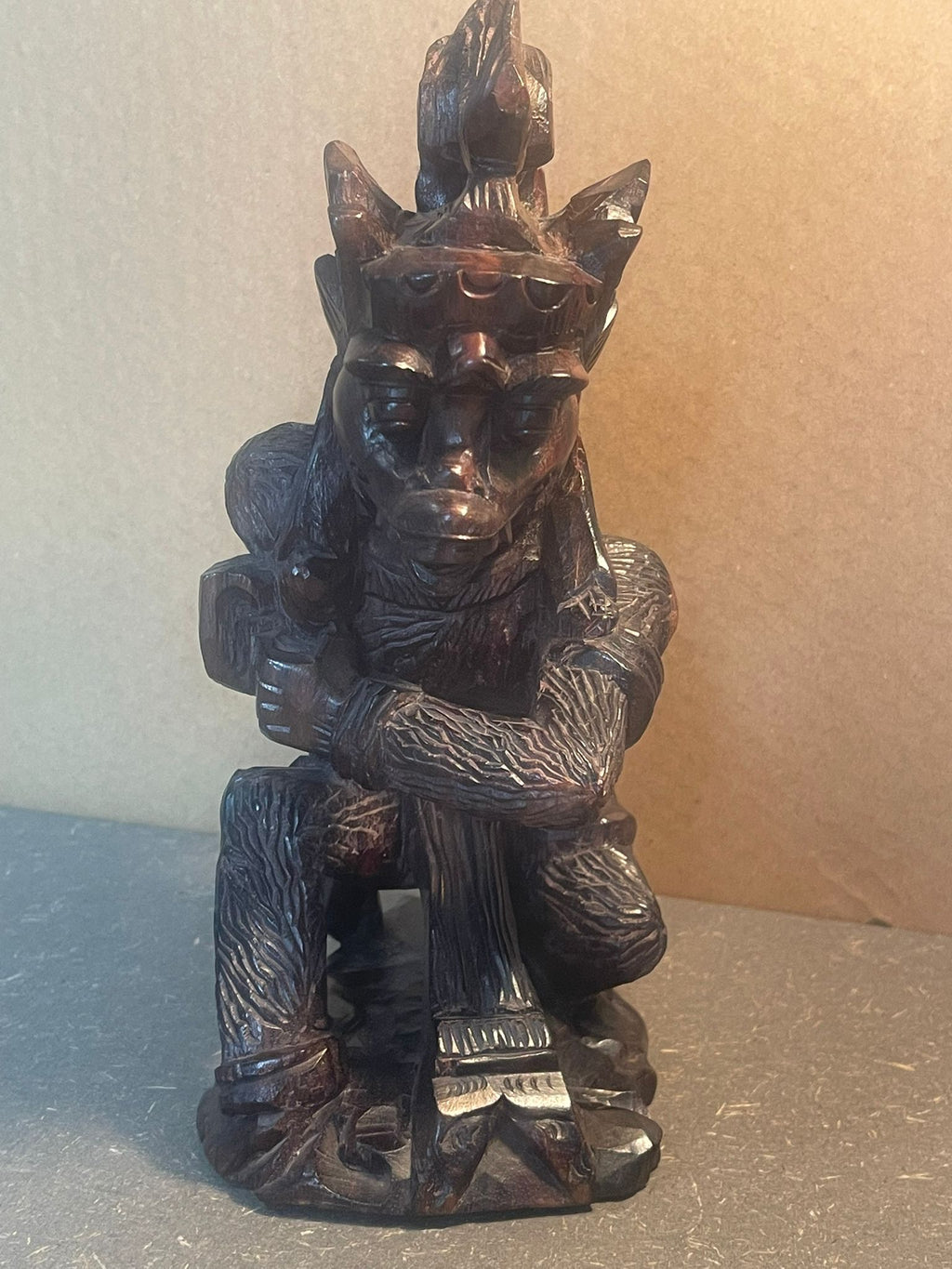 Handgeschnitzte Holzfigur – ca. 20 cm hoch