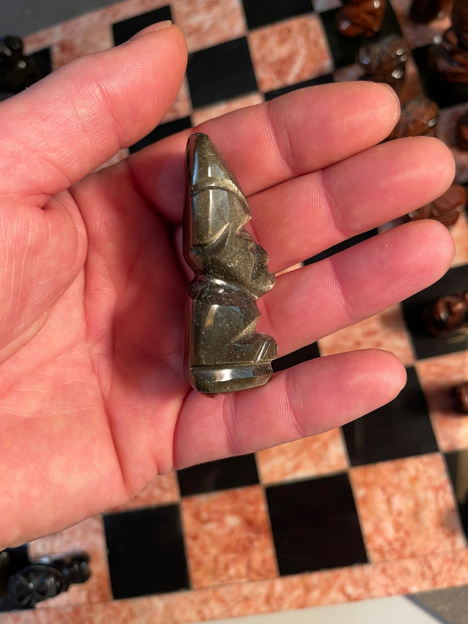 Schachbrett Set - Handgefertigtes Schachspiel aus Naturstein / Marmor (36 x 36 cm)