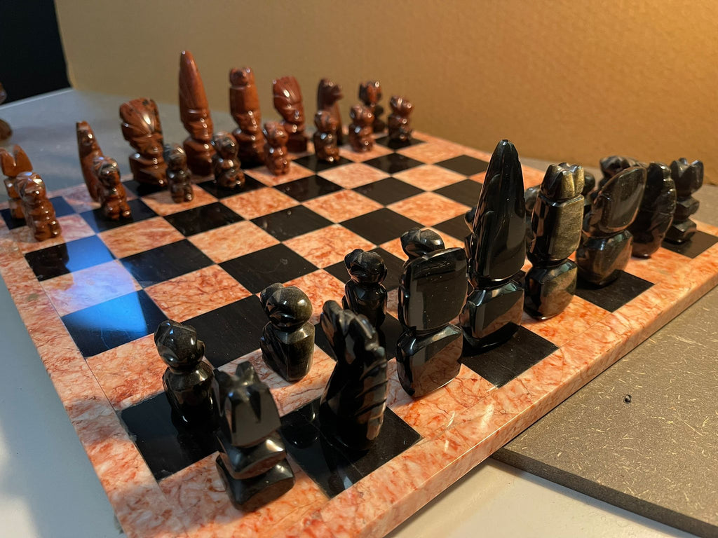 Schachbrett Set - Handgefertigtes Schachspiel aus Naturstein / Marmor (36 x 36 cm)